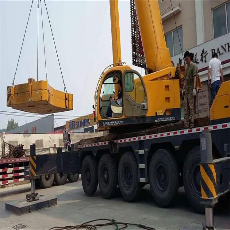 文登当地吊车出租|机器吊装|75吨|工厂搬迁服务